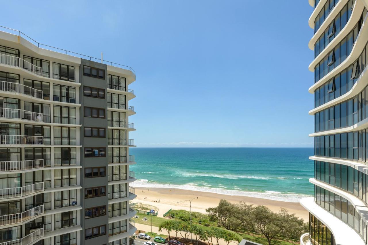 Meriton Suites Surfers Paradise Голд-Кост Экстерьер фото The Strand, 2015